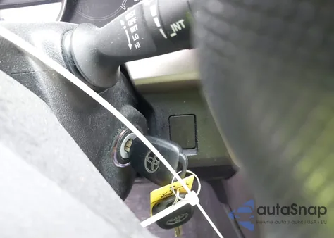 2015 Toyota Rav4 Xle из США, поврежденный, VIN 2T3RFREV0FW290842